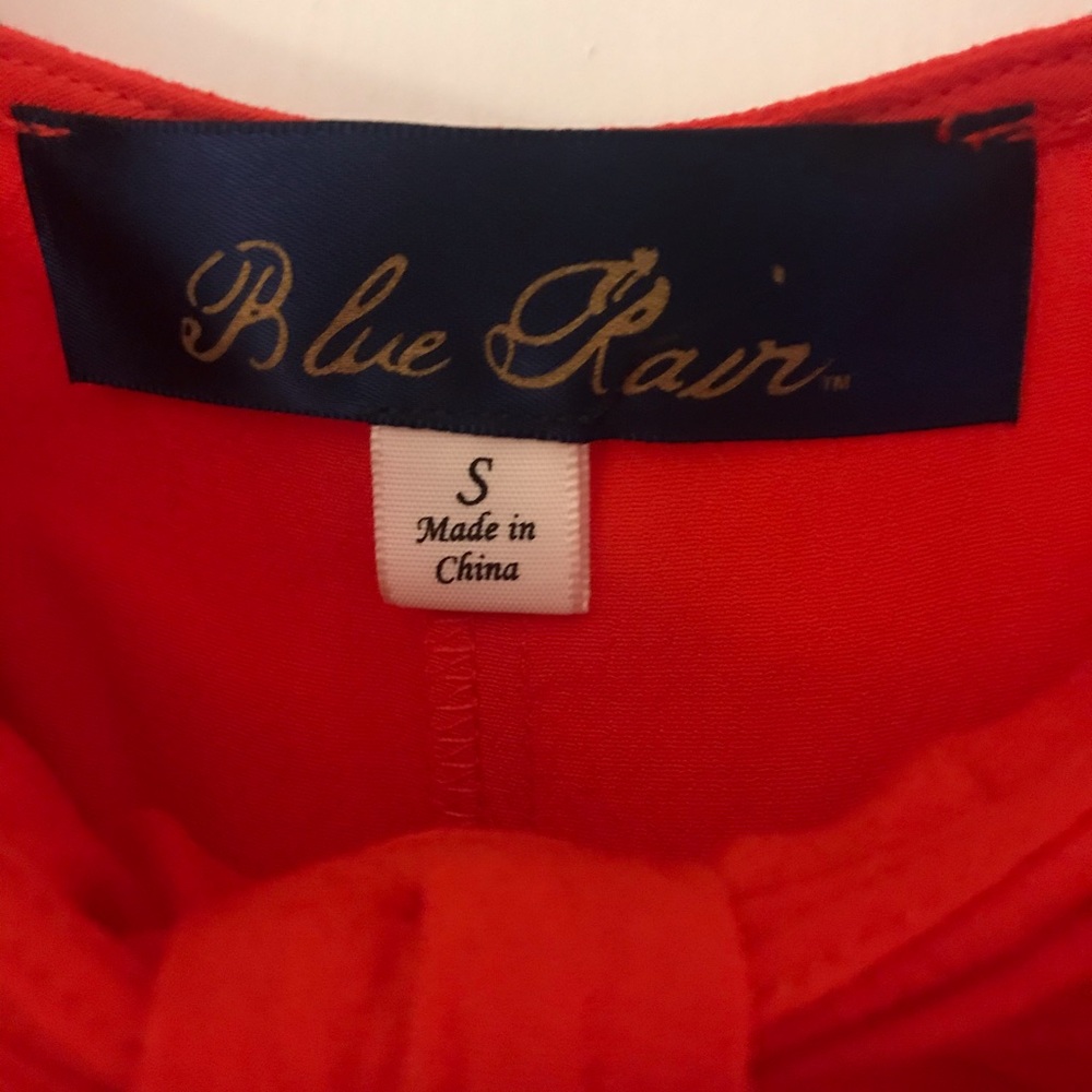 Red top - Picture 3 of 3